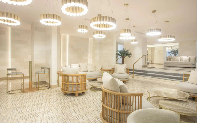 Best Western Le Saint Denis