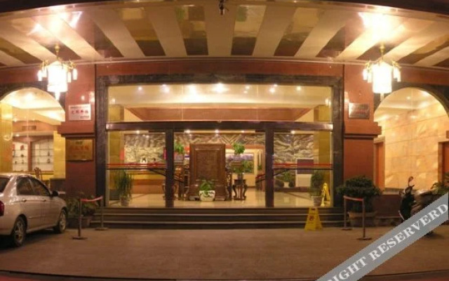 Phoenix Hotel