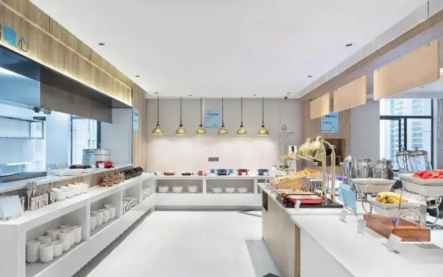 Holiday Inn Express Nanchang Qingshan Lake View by IHG