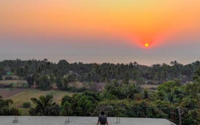 Woke Hostel - Morjim
