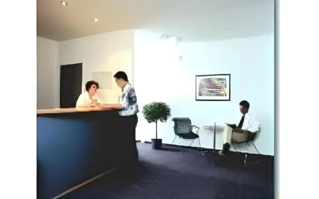 Median Hotel Garni
