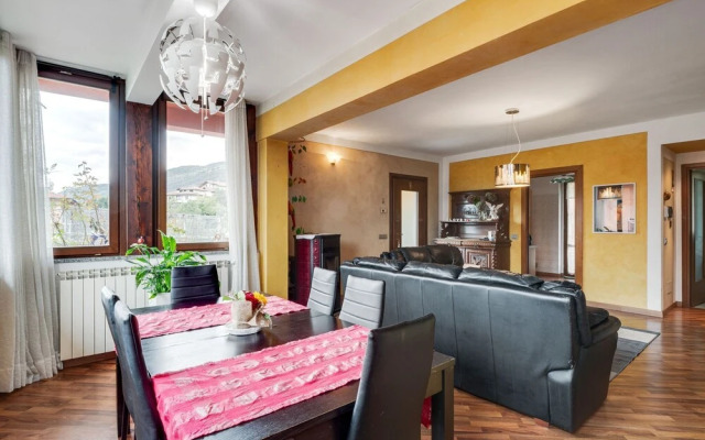 Cozy Holiday Home in Baveno near Lake