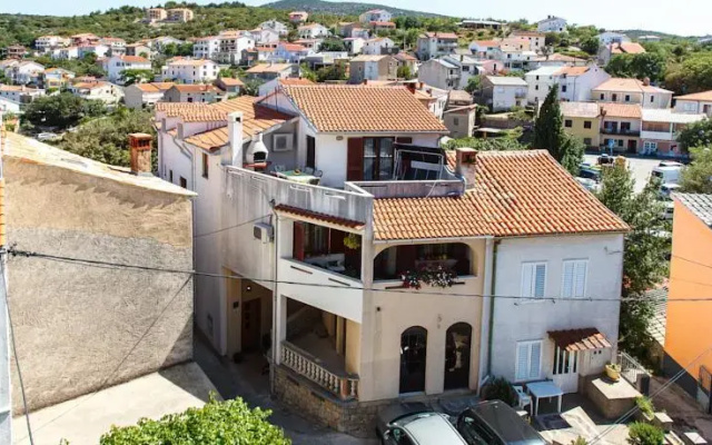 Apartments & Rooms Iva