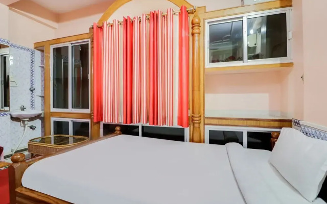 Spot On 45094 Hotel Madhu Complex