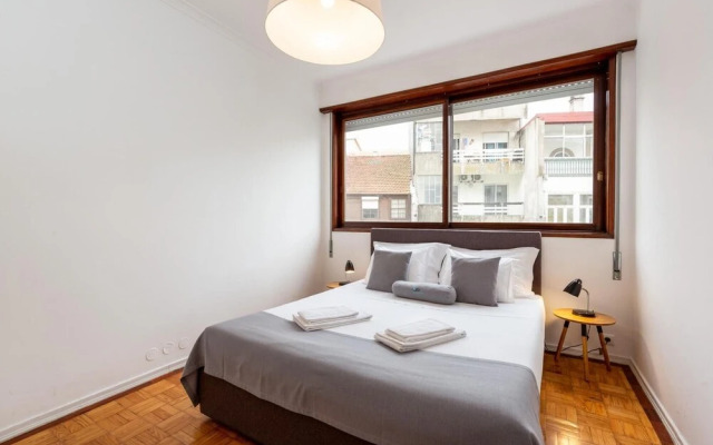 Feel Porto Stylish Flat III