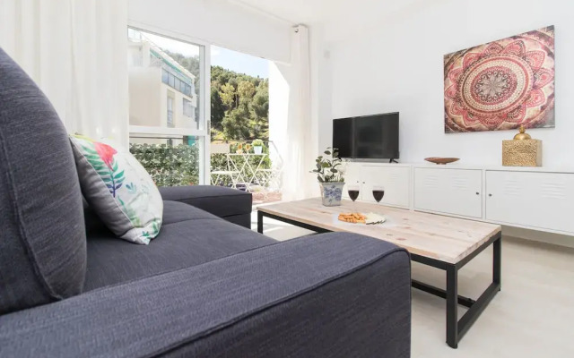 Quiet Apartment Nice Terrace By Town