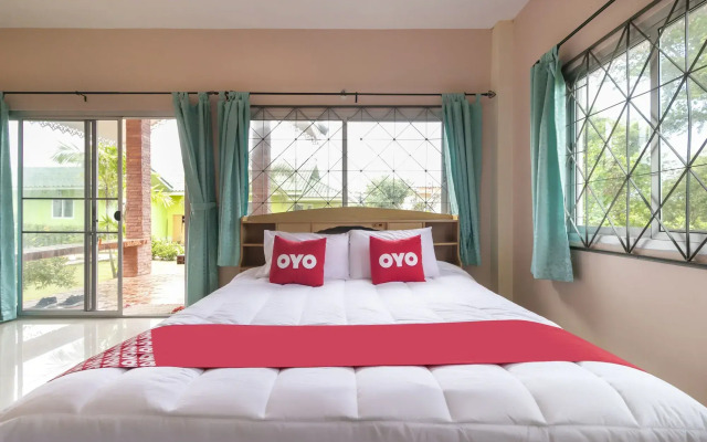 OYO 949 Sansuk Resort Paknampran
