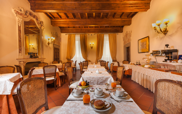 Hotel San Michele