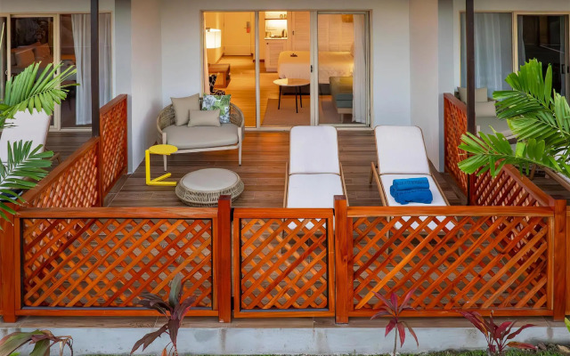 OUTRIGGER Fiji Beach Resort