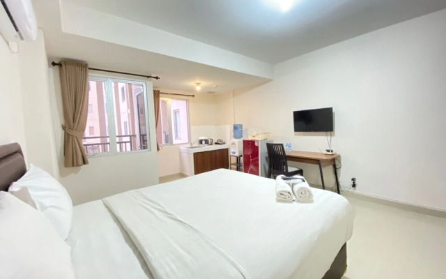Pleasant Studio Plus At Sudirman Suites Bandung Apartment
