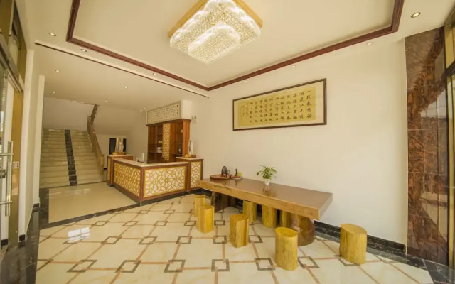 LV QI Hotel