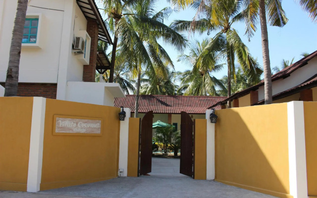 White Coconut Cottage