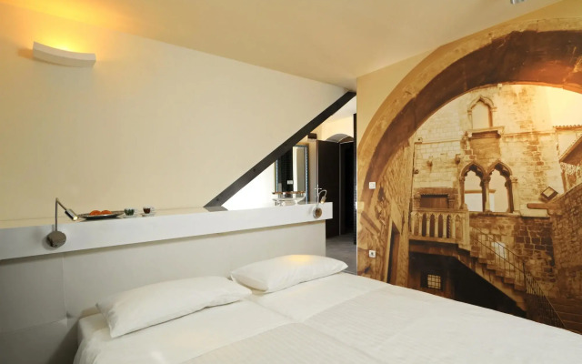 La Porta Luxury Rooms