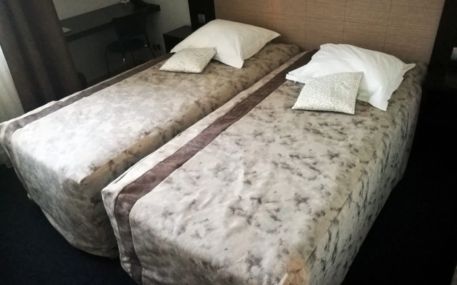 Adonis Arc Hôtel Aix