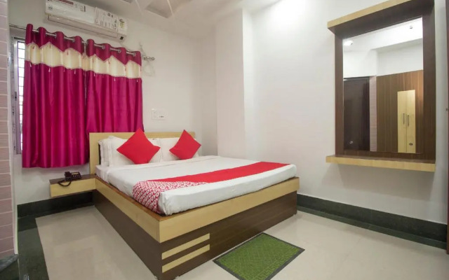 Greater Kailash The Palace By OYO Rooms