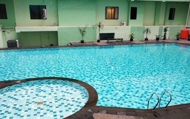 Strategic Menteng Square Apartment