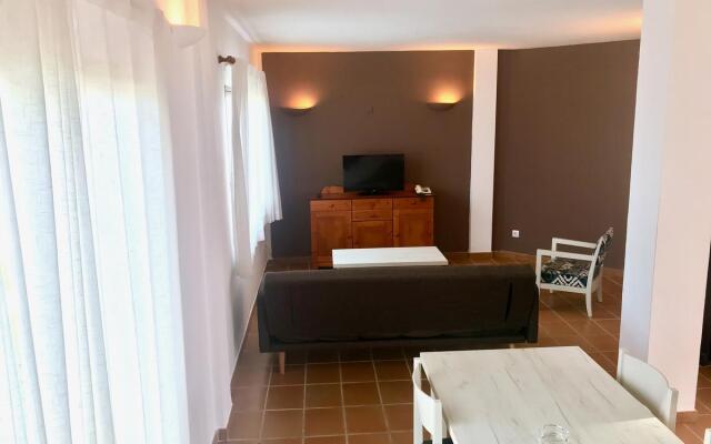 Aparthotel Nuramar