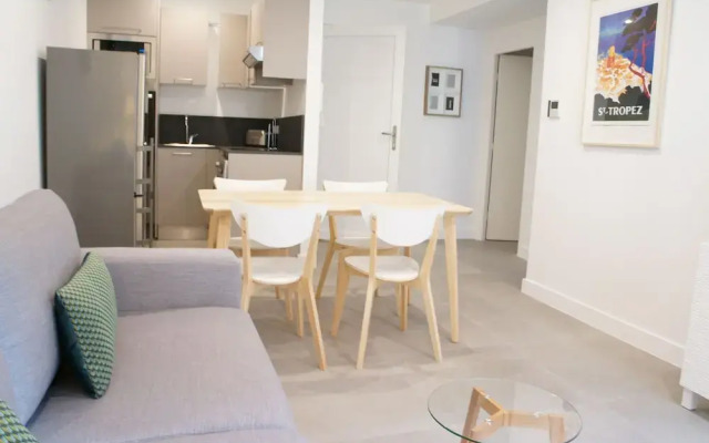 Republique 103 Apartment