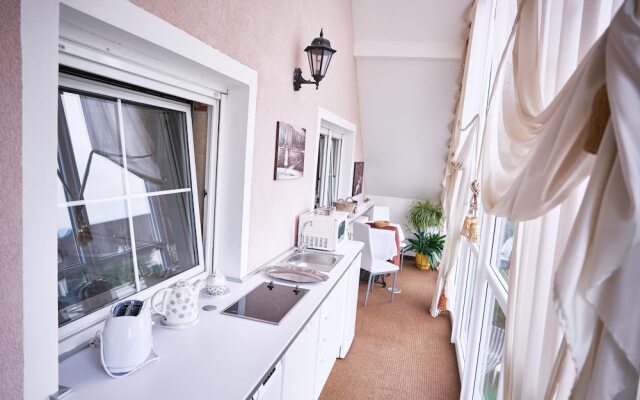 Bluestars Apartments