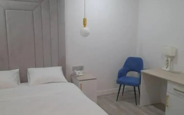 Kaspi Hotel