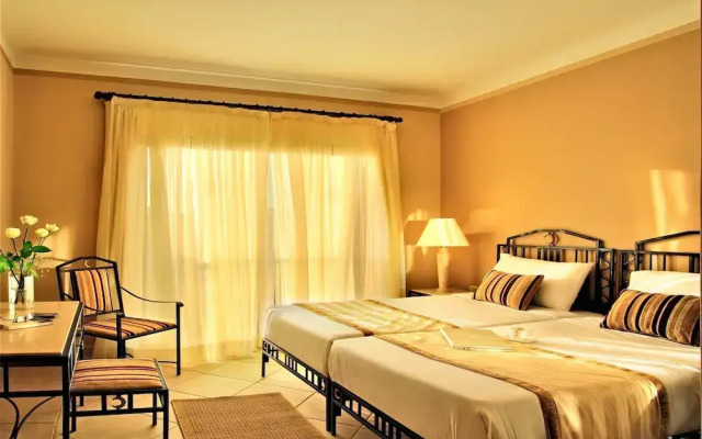 Отель JAZ Neo Ivory