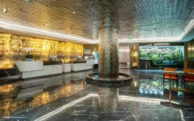 Xichang Yuehaili Wetland Hotel (Qionghai 17 Degrees Branch)
