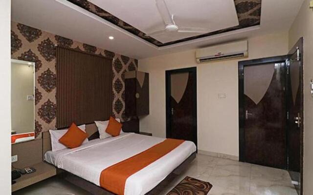 Fabhotel Shree Regency