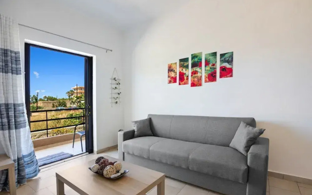Sun Beach Apartment in Chania 3