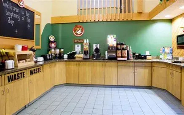 Northwoods Inn & Suites Blackduck