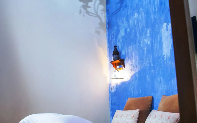 Oikoperiigitis Hotel