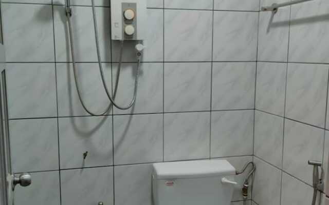 OYO 90275 Meow Homestay