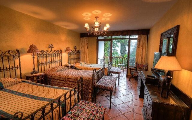 Hotel Atitlán Hotel & Jardines