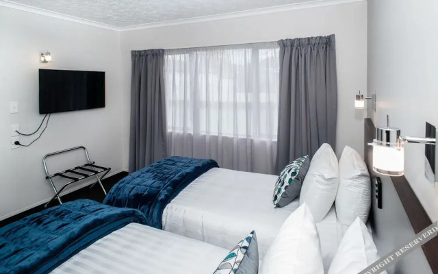 White Heron Motor Lodge