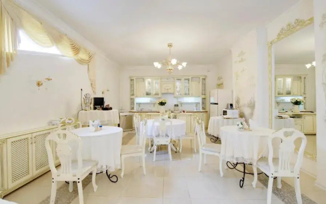 Pearl Mini-Hotel
