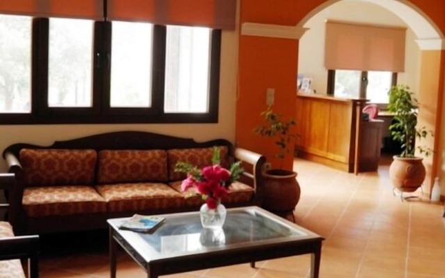 Delphi Hotel