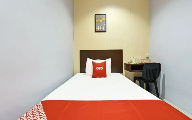 Hotel O M Three Hotel