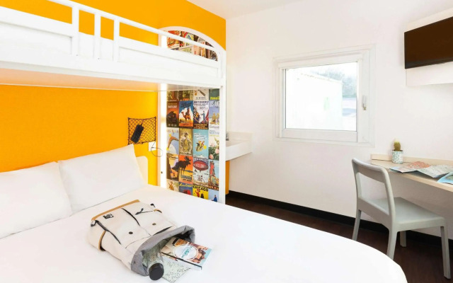 hotelF1 Epinay sur Orge