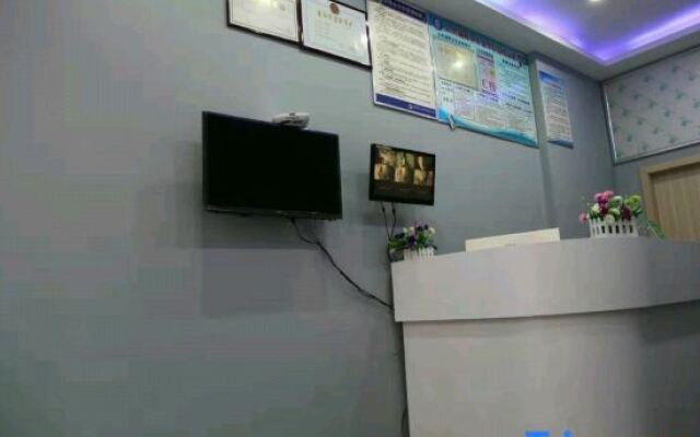 Xinyang Dongpeng Hotel