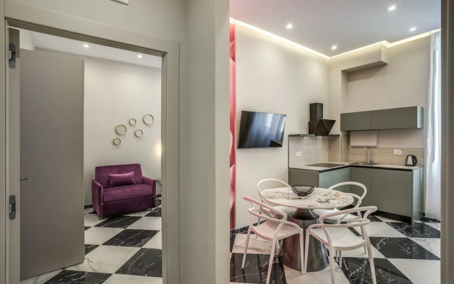 Pink Rose in Naples With 1 Bedrooms and 1 Bathrooms