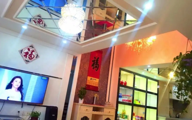 Railway Station Splendid Elegant Apartment