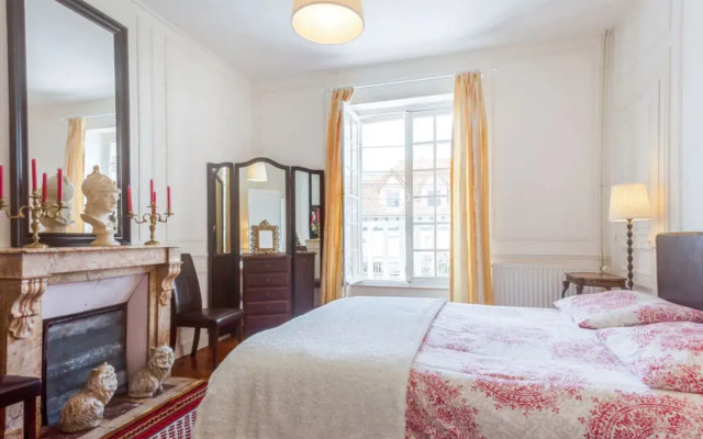 Holiday House Le Cyclamen