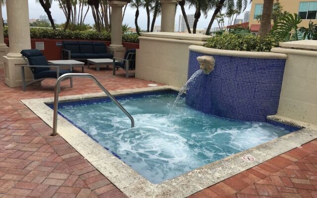 Big Place in Sunny Isles near Beach