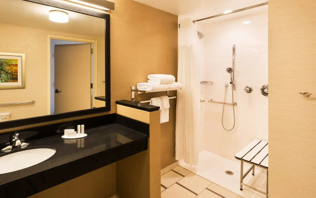 Fairfield Inn & Suites Johnson City