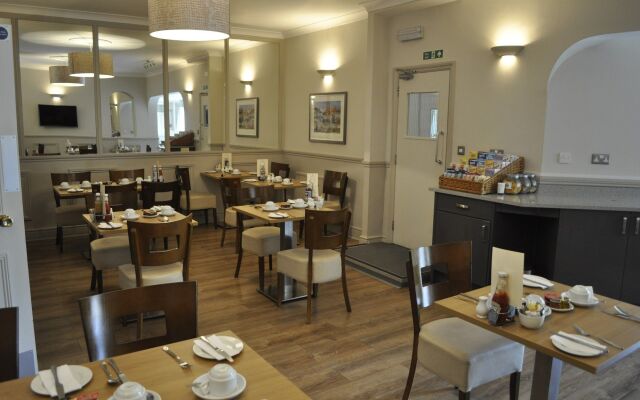 Hayward’s at the Grasmere