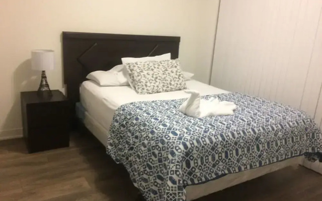 Pelican Suite at Harbour Plaza