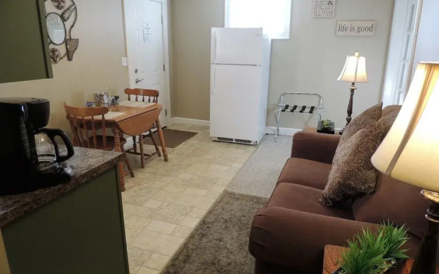 Donna's Premier Lodging