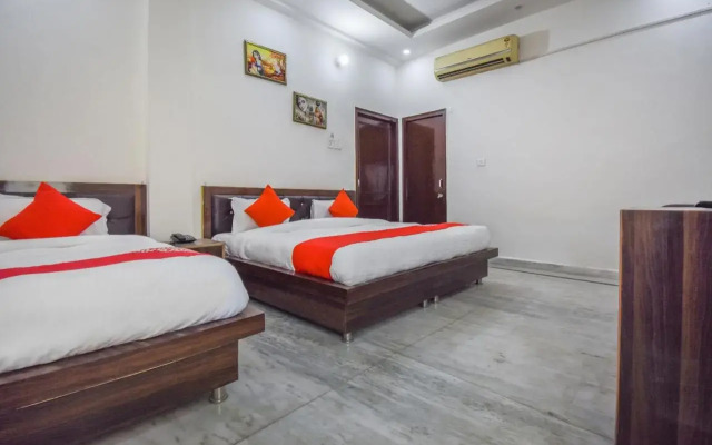 Oyo Flagship 71698 Gangotri Guest House
