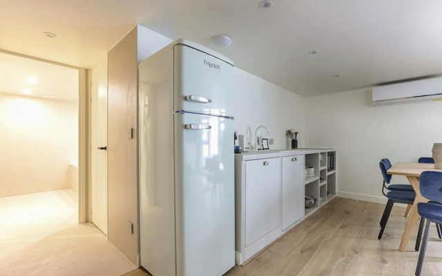 Magnificent AC Duplex Bastille Le Marais