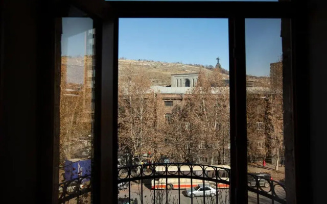GrandCandy Self Checkin Apartments Central Yerevan