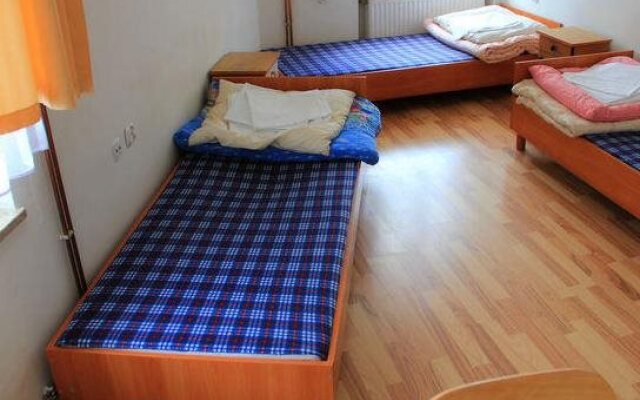 Hostel Firlik